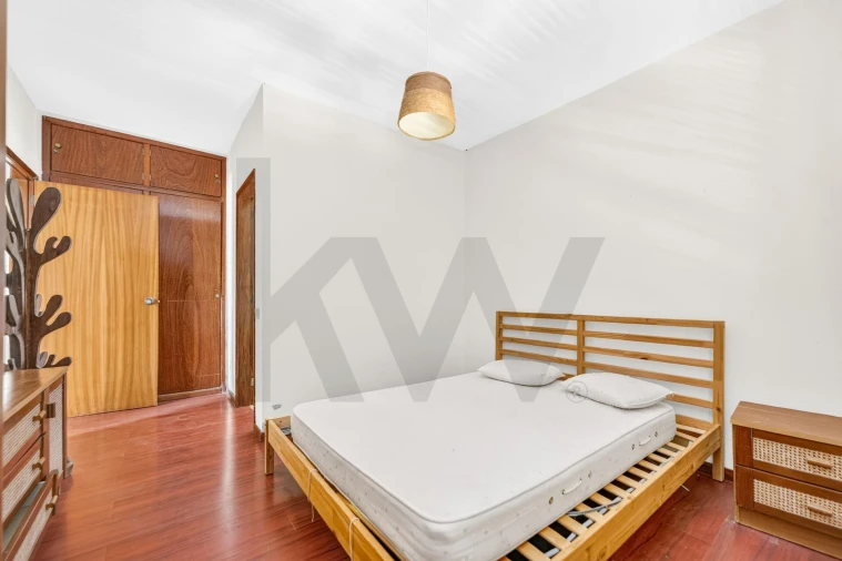 Apartamento T2 para Venda em Funchal (Se) Foto 17
