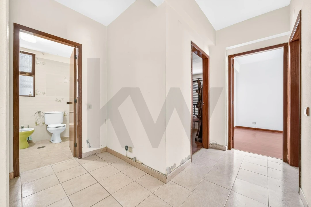 Apartamento T2 para Venda em Funchal (Se) Foto 20