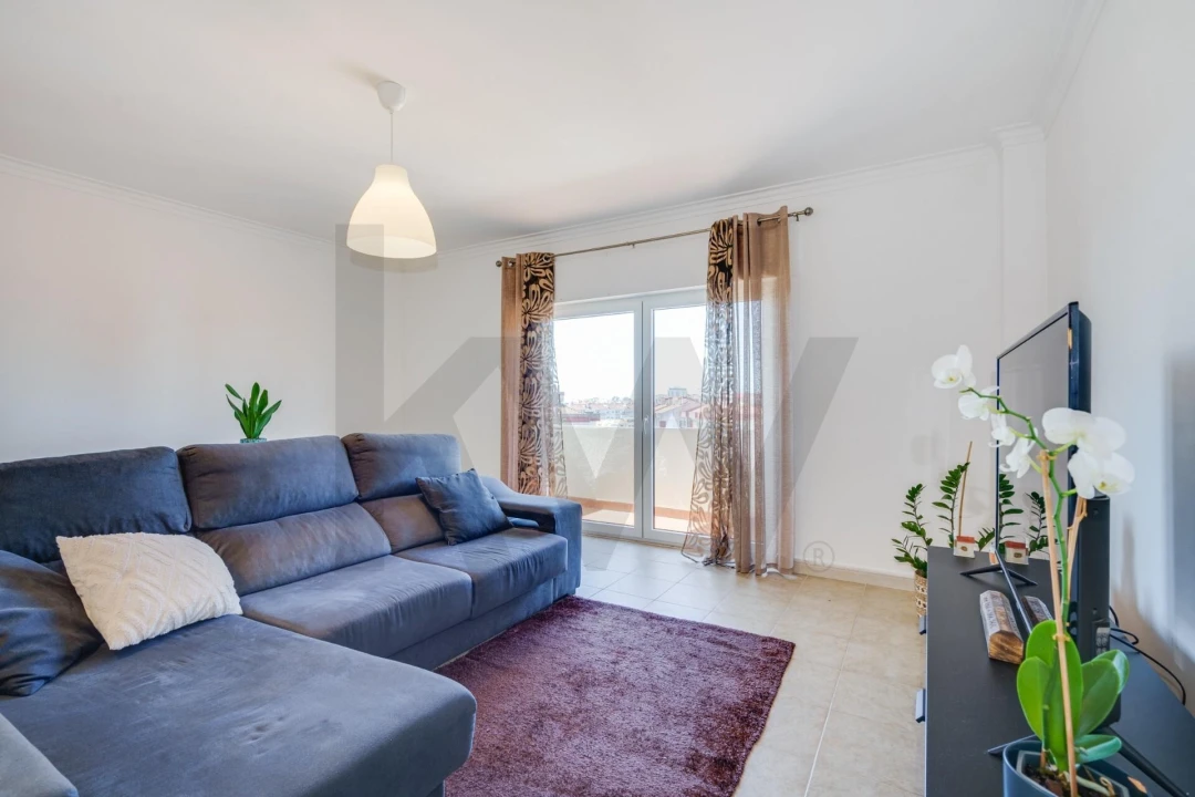 Apartamento T2 para Venda em Algueirão-Mem Martins Foto 10