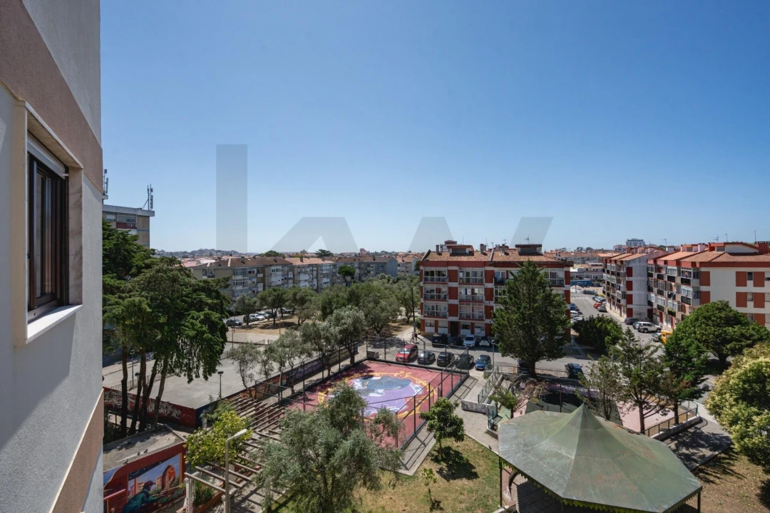 Apartamento T2 para Venda em Algueirão-Mem Martins Foto 22