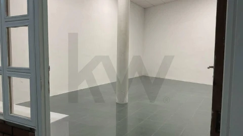 Loja para Venda em Beato