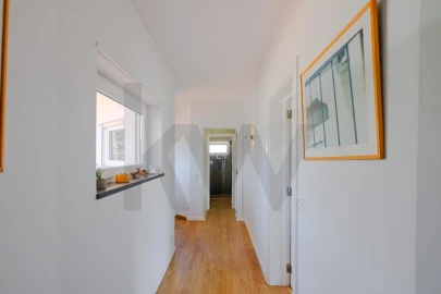 Moradia T5 para Venda em Carcavelos e Parede