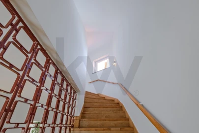 Moradia T5 para Venda em Carcavelos e Parede