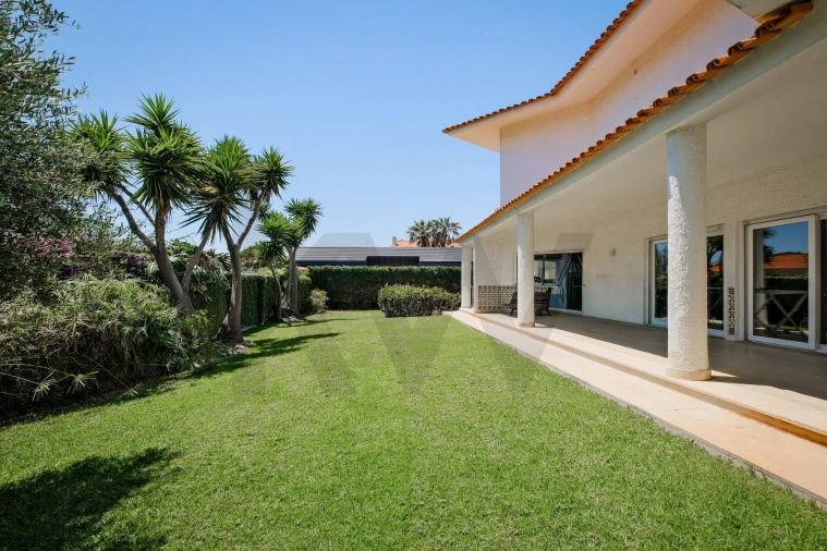 Moradia T5 para Venda em Carcavelos e Parede Foto 26