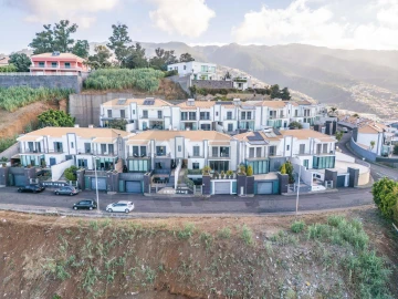 Moradia T3 para Venda em Santo Antonio
