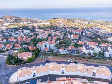 Moradia T3 para Venda em Santo Antonio