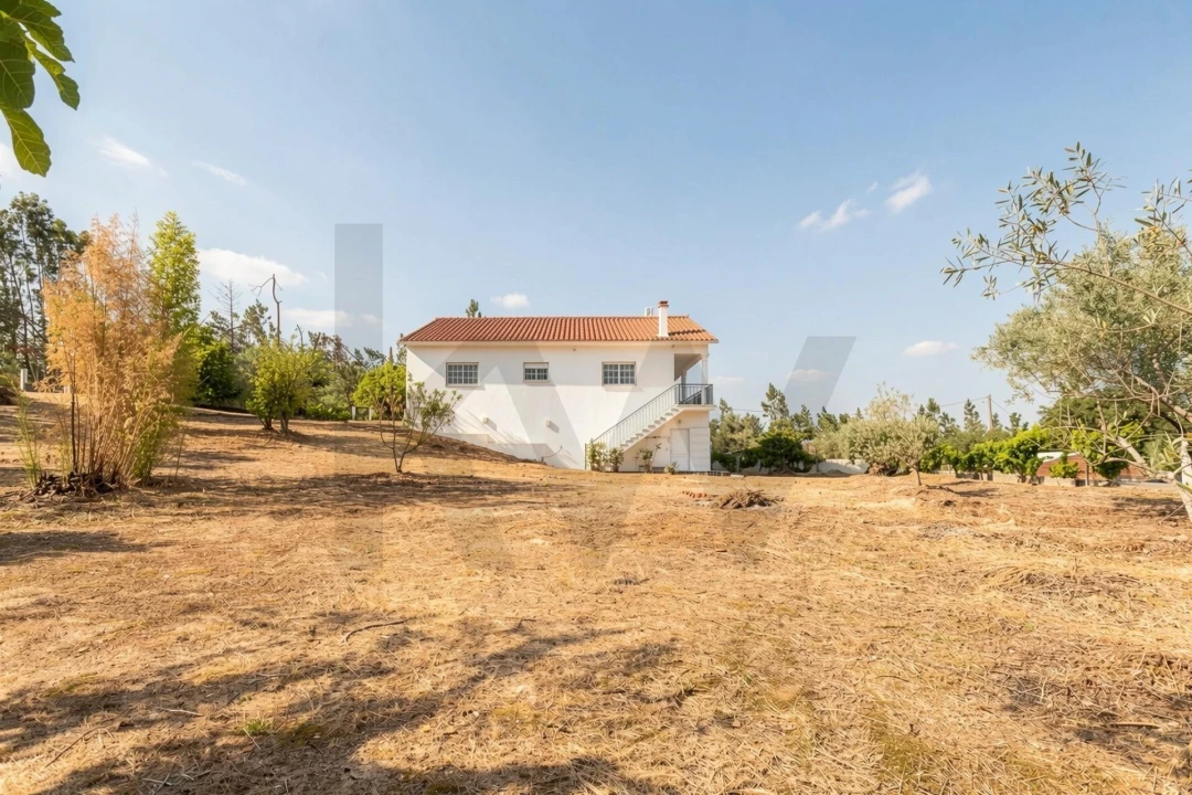 Moradia T3 para Venda em Seiça Foto 38
