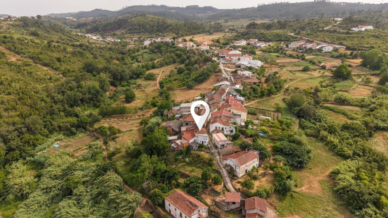 Moradia T3 para Venda em Almalagues Foto 1