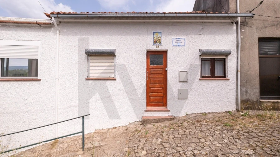 Moradia T3 para Venda em Almalagues