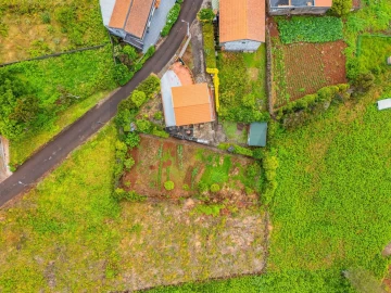 Terreno para Venda em Achadas da Cruz