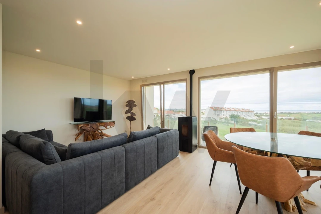 Apartamento T2 para Venda em Lourinhã e Atalaia Foto 19