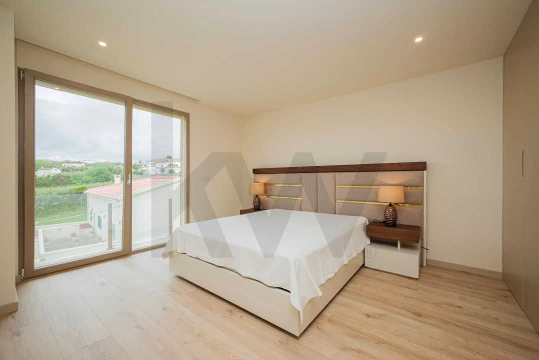 Apartamento T2 para Venda em Lourinhã e Atalaia Foto 21