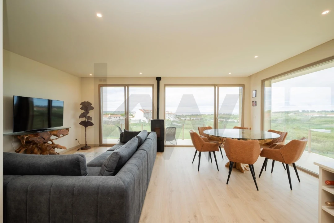Apartamento T2 para Venda em Lourinhã e Atalaia Foto 16