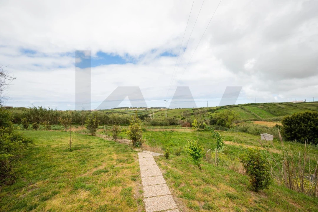 Apartamento T2 para Venda em Lourinhã e Atalaia Foto 46