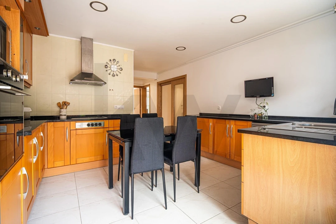 Apartamento T2 para Venda em Oeiras e São Julião da Barra, Paço de Arcos e Caxias Foto 22