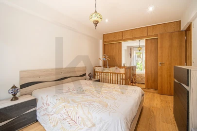 Apartamento T2 para Venda em Oeiras e São Julião da Barra, Paço de Arcos e Caxias
