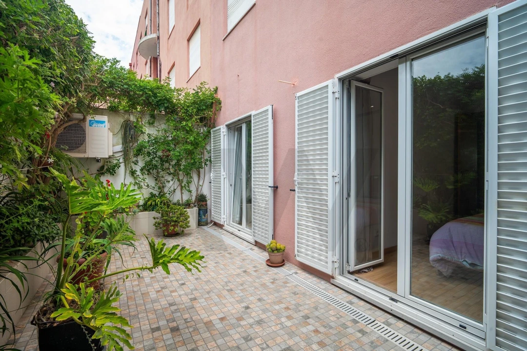 Apartamento T2 para Venda em Oeiras e São Julião da Barra, Paço de Arcos e Caxias Foto 13