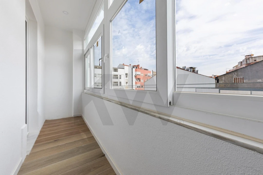 Apartamento T4 para Venda em Arroios Foto 27