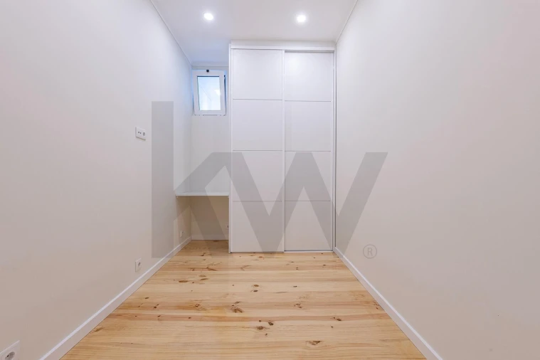 Apartamento T4 para Venda em Arroios Foto 16