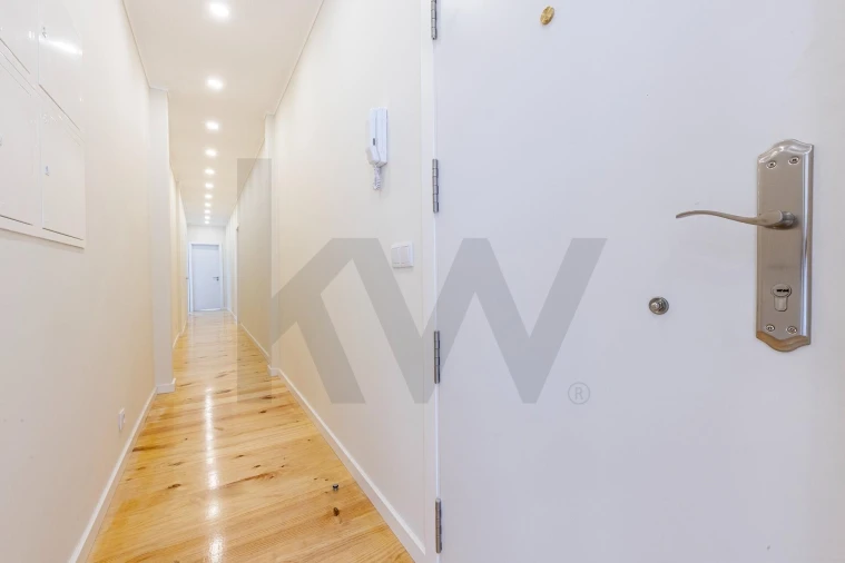 Apartamento T4 para Venda em Arroios Foto 30