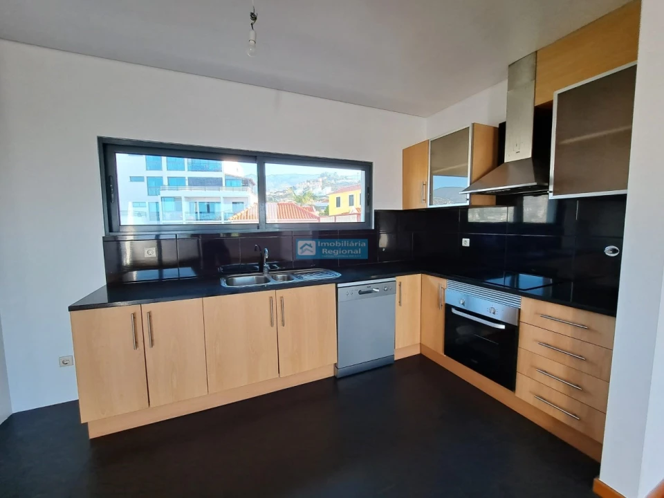 Apartamento T2 para Venda em Santo Antonio Foto 6