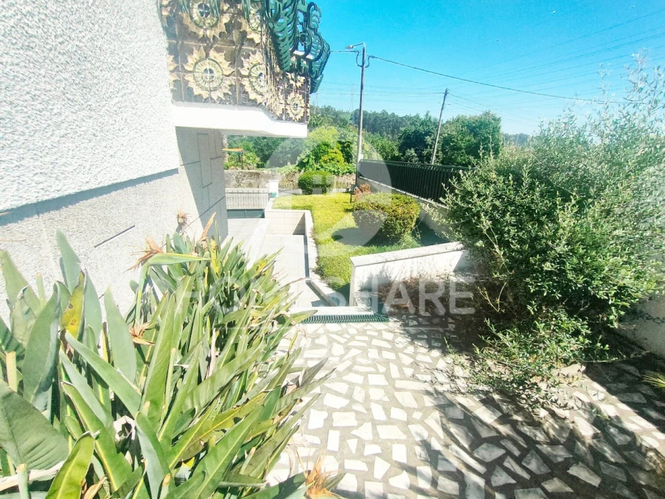 Moradia T3 para Venda em Campo e Sobrado Foto 13