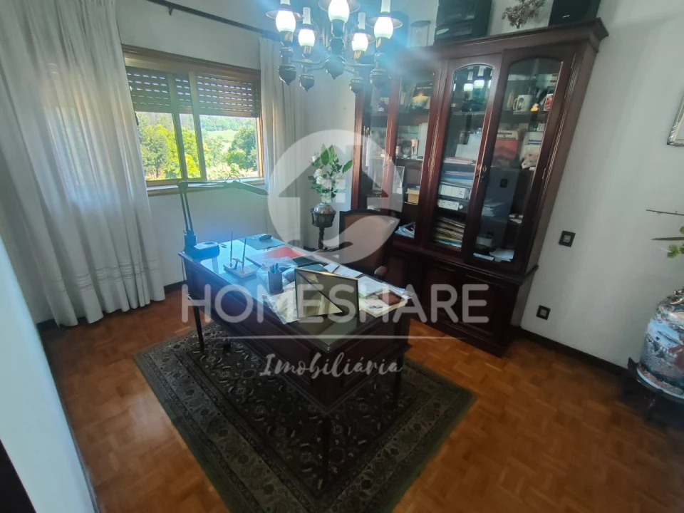 Moradia T3 para Venda em Campo e Sobrado Foto 47