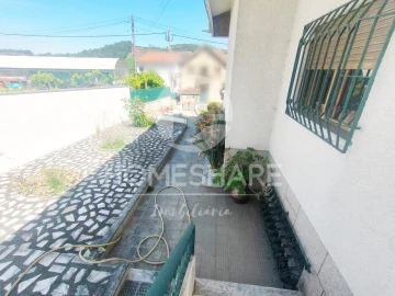 Moradia T3 para Venda em Campo e Sobrado