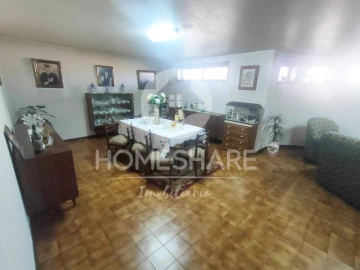 Moradia T3 para Venda em Campo e Sobrado