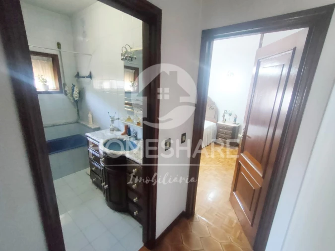 Moradia T3 para Venda em Campo e Sobrado Foto 46