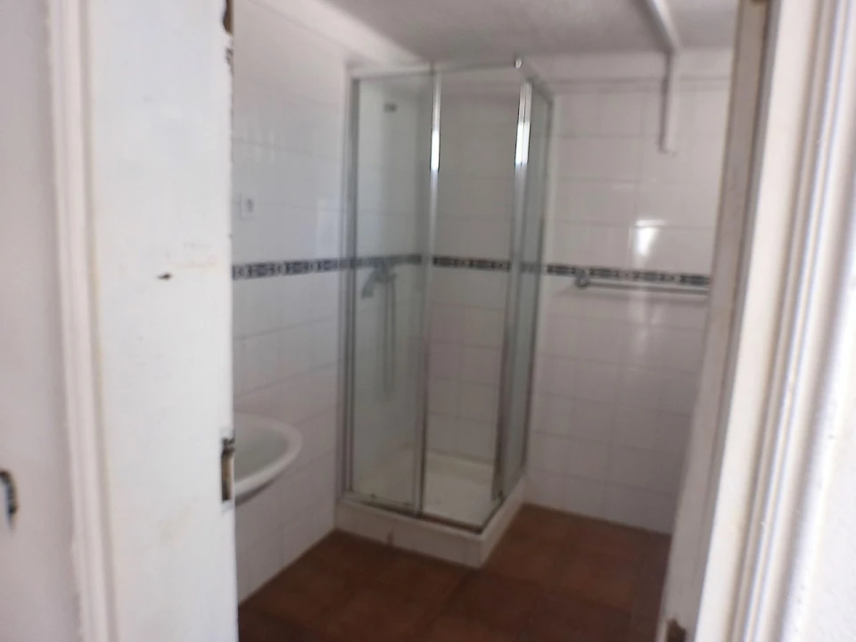 Moradia T2 para Venda em Barbacena e Vila Fernando Foto 6