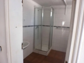Moradia T2 para Venda em Barbacena e Vila Fernando
