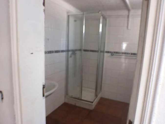 Moradia T2 para Venda em Barbacena e Vila Fernando Foto 6