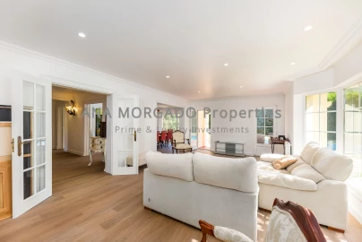 Moradia T4 para Venda em Agualva e Mira-Sintra