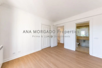 Moradia T4 para Venda em Agualva e Mira-Sintra