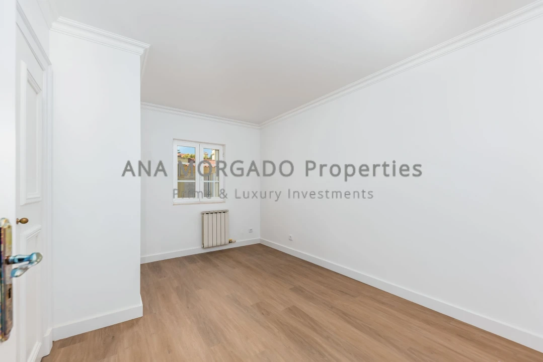 Moradia T4 para Venda em Agualva e Mira-Sintra Foto 30