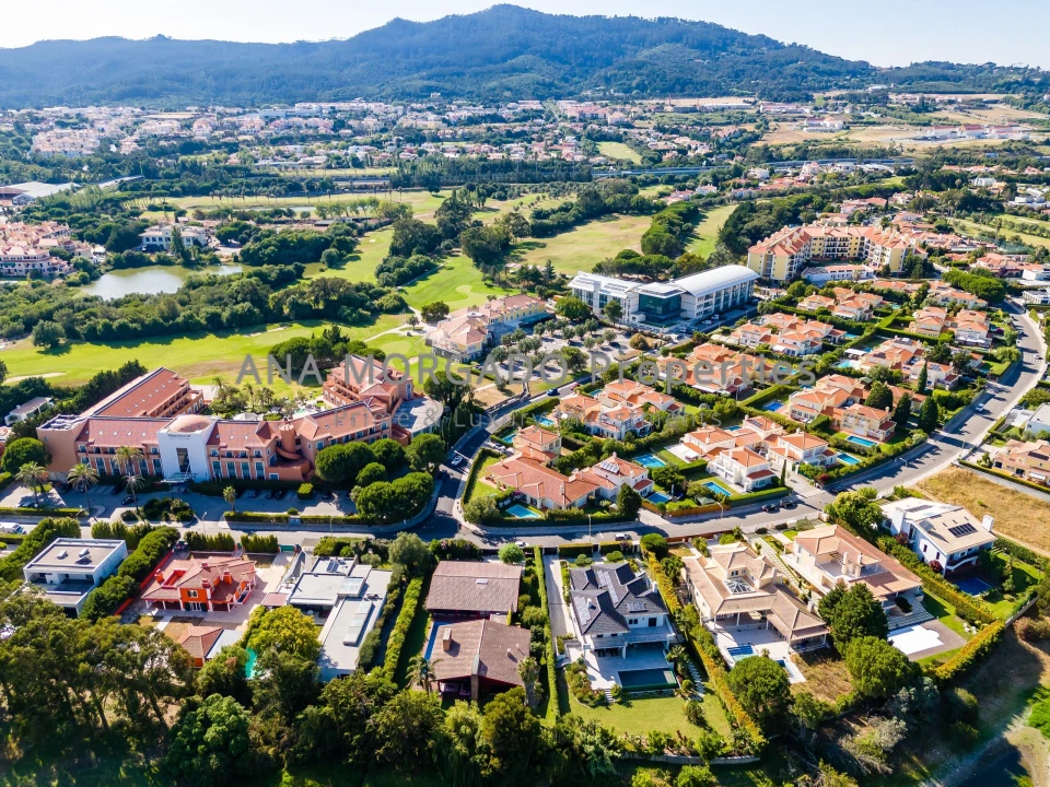 Moradia T4 para Venda em Agualva e Mira-Sintra Foto 36