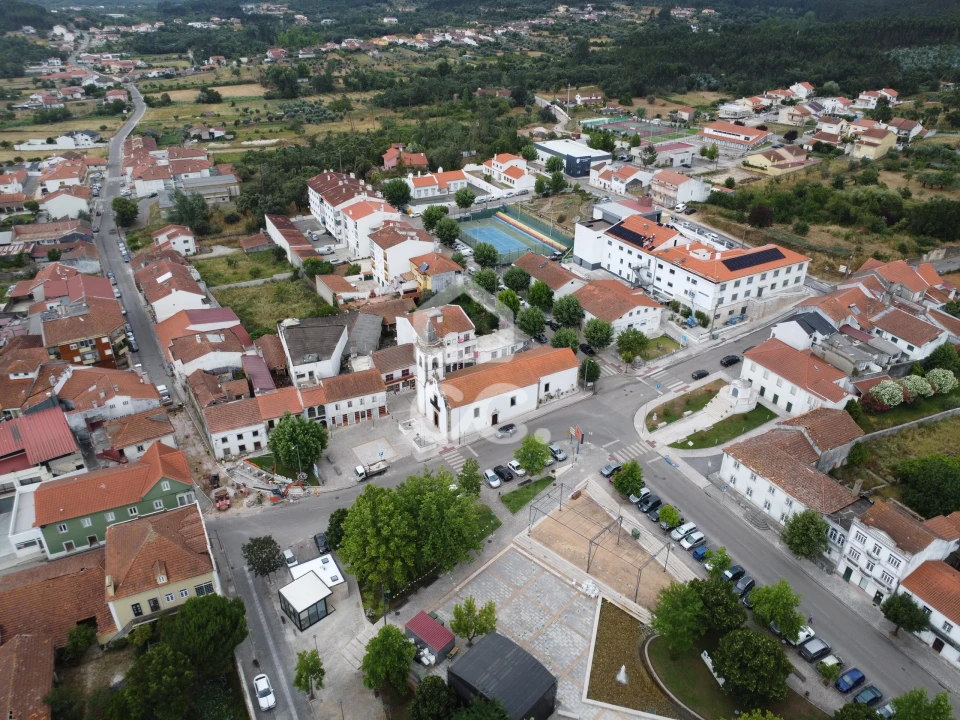 Negócio para Venda em Avelar Foto 1