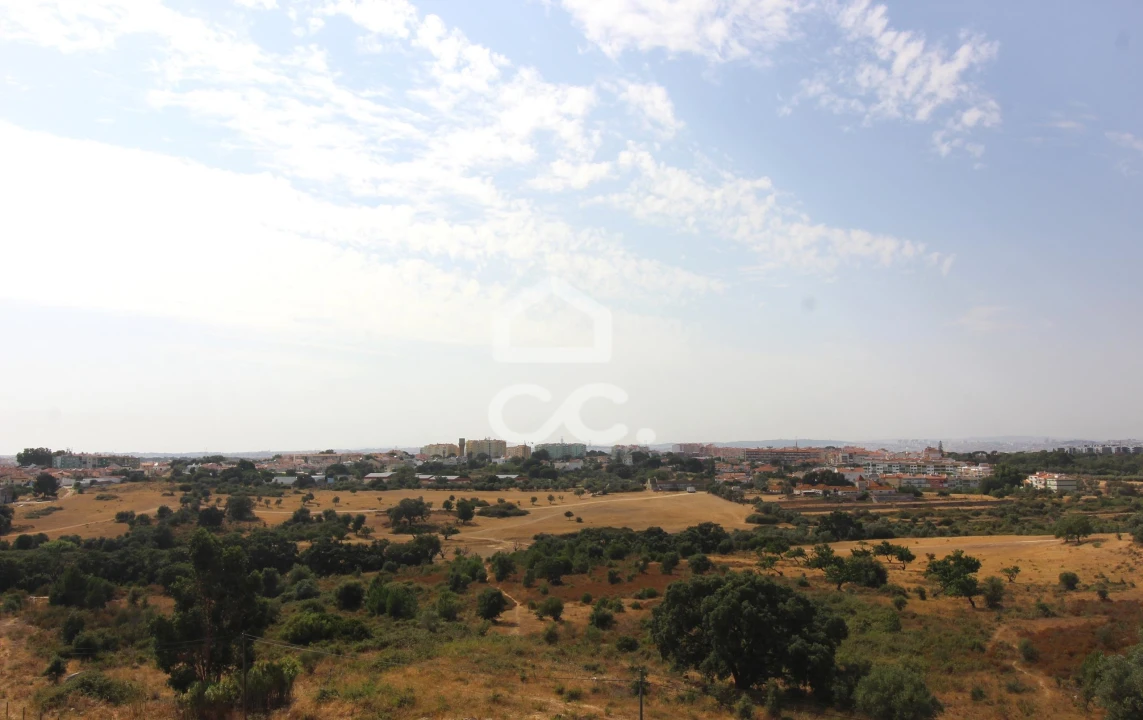 Apartamento T1 para Venda em Seixal, Arrentela e Aldeia de Paio Pires Foto 33