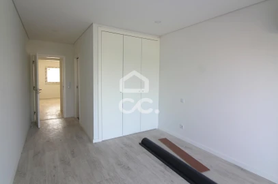 Apartamento T3 para Venda em Seixal, Arrentela e Aldeia de Paio Pires