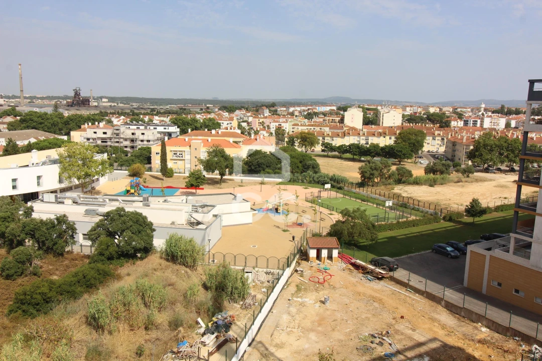 Apartamento T2 para Venda em Seixal, Arrentela e Aldeia de Paio Pires Foto 35