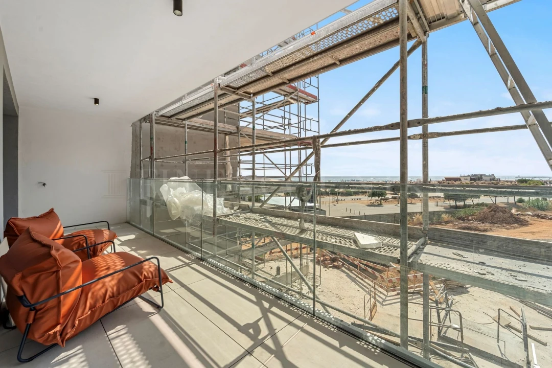 Apartamento T4 para Venda em Quarteira Foto 34