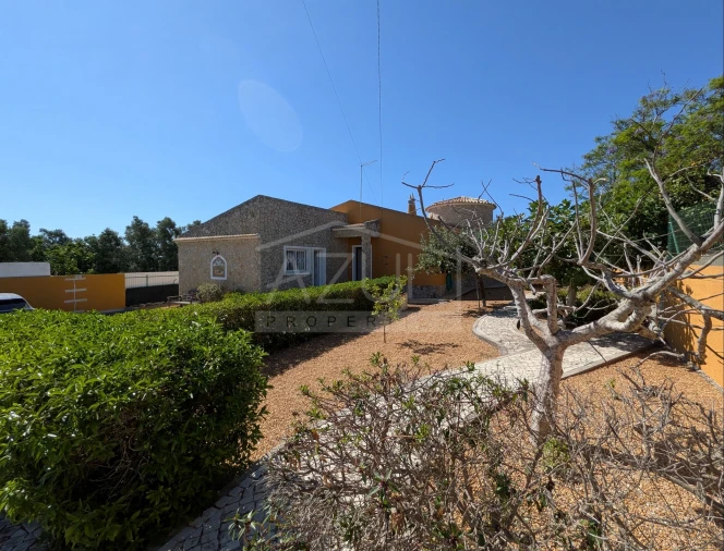 Moradia T4 para Venda em Loule (São Clemente) Foto 2