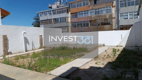 Moradia T3 para Venda em Santa Marinha