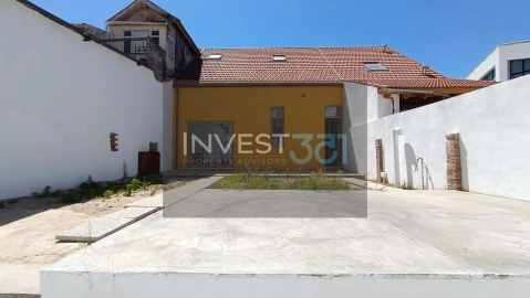 Moradia T3 para Venda em Santa Marinha