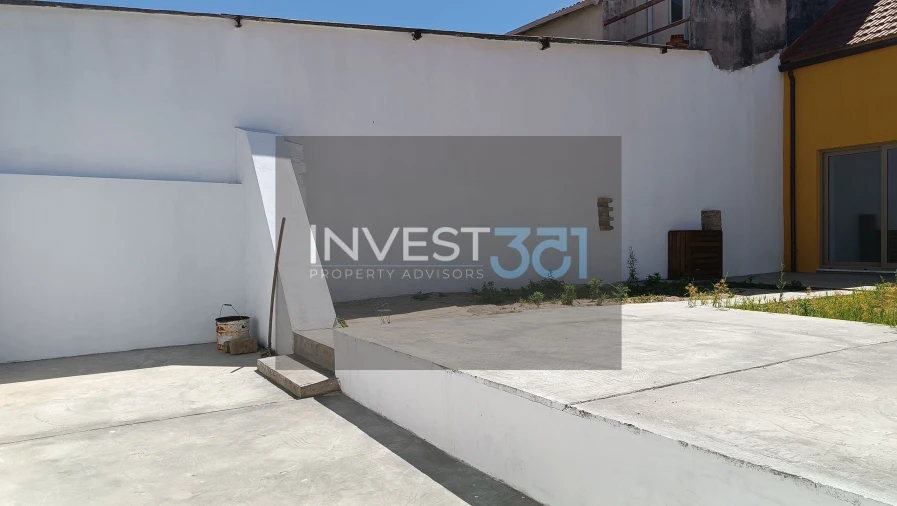 Moradia T3 para Venda em Santa Marinha Foto 24