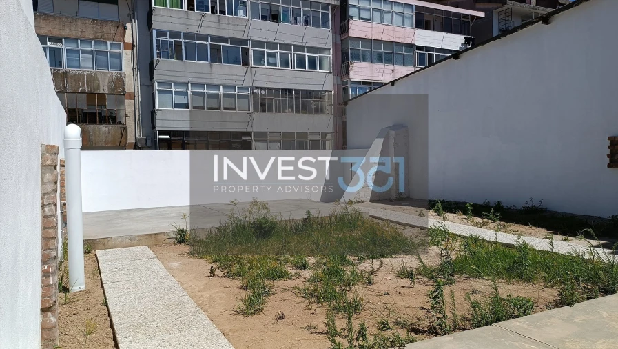 Moradia T3 para Venda em Santa Marinha Foto 21