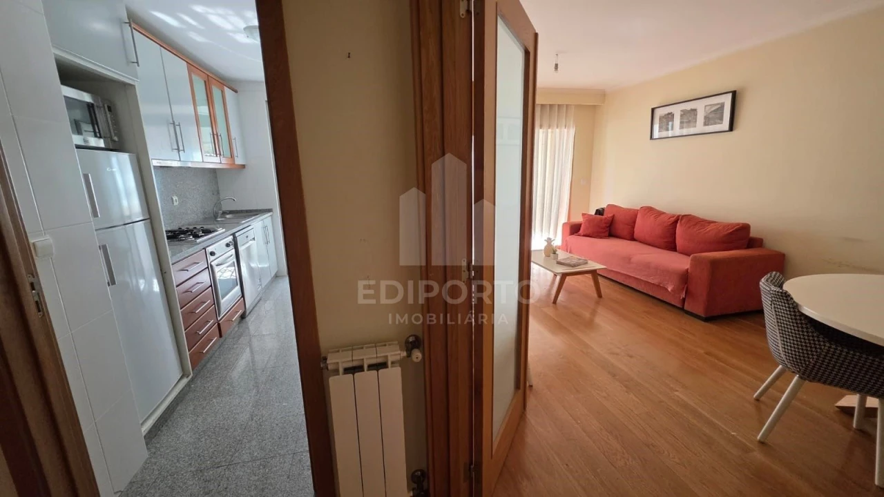 Apartamento T1 para Arrendamento em Canidelo Foto 10
