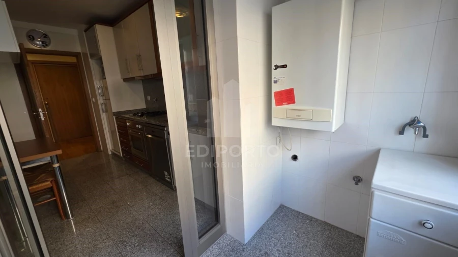 Apartamento T1 para Arrendamento em Canidelo Foto 19