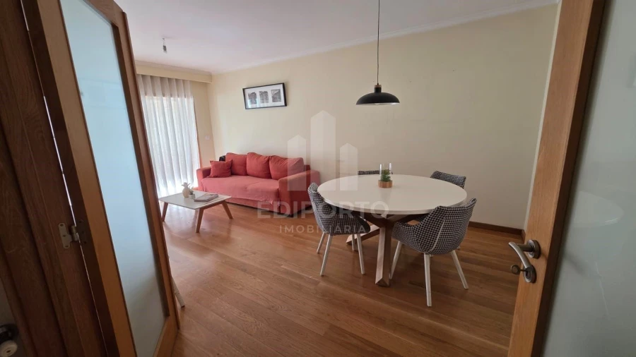 Apartamento T1 para Arrendamento em Canidelo Foto 6